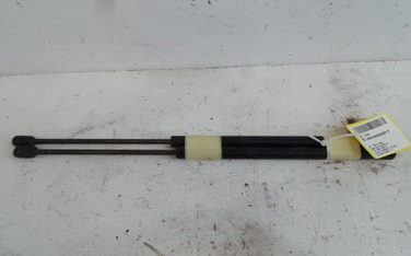 Opel Corsa B Bj. 1998 Satz Gasdruckd&auml;mpfer Heckklappe 90481270